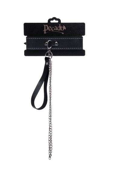 Кожаный двухслойный ошейник с белой строчкой и поводком Кожаный двухслойный ошейник с белой строчкой и поводком