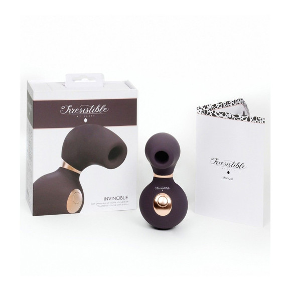 Фиолетовый клиторальный вакуум-волновой массажер Irresistible Invincible Фиолетовый клиторальный вакуум-волновой массажер Irresistible Invincible