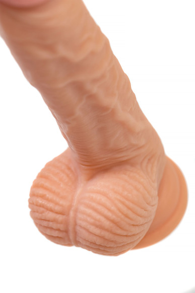 Телесный фаллоимитатор Baz - 19 см. Телесный фаллоимитатор Baz - 19 см.