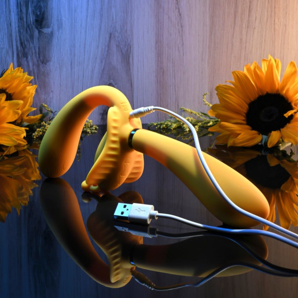 Желтый безремневой вибрострапон The Monarch - 23 см. Желтый безремневой вибрострапон The Monarch - 23 см.