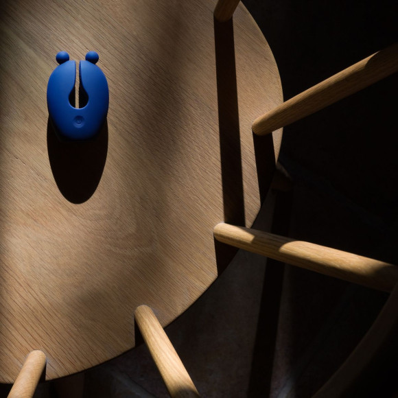 Синий клиторальный вибростимулятор Eden Синий клиторальный вибростимулятор Eden