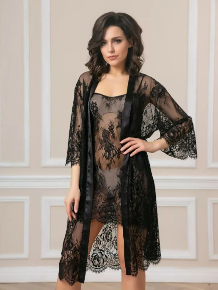 Соблазнительный кружевной пеньюар с поясом Соблазнительный кружевной пеньюар с поясом