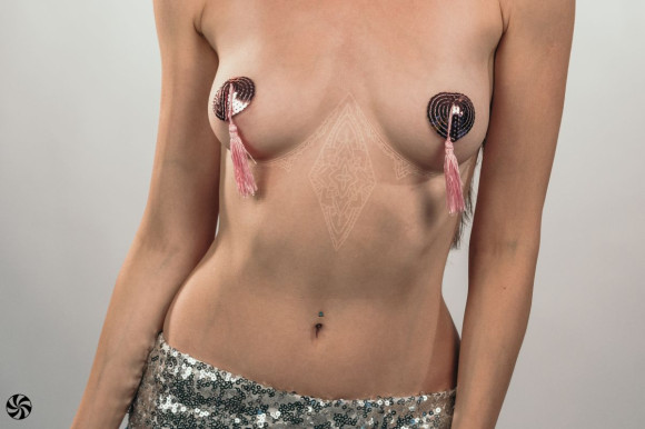 Розовые пэстисы-сердечки Gipsy с кисточками Розовые пэстисы-сердечки Gipsy с кисточками